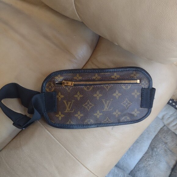 💯% authentic Louis Vuitton Canvas Vintage Boho Bum bag/Waist pack - Picture 8 of 8